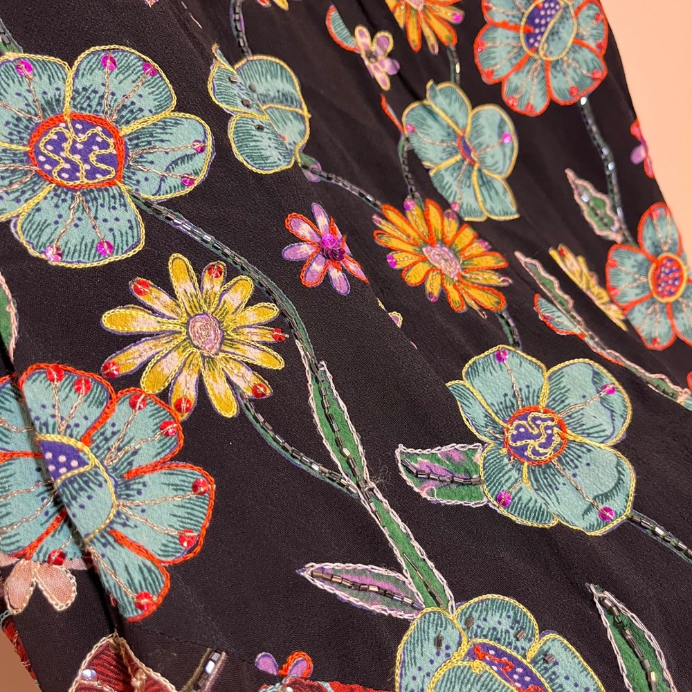 VTG Chico's Skirt Midi Pull On Black Floral Embroidered Beaded Size 2 (US Large) - Picture 4 of 6